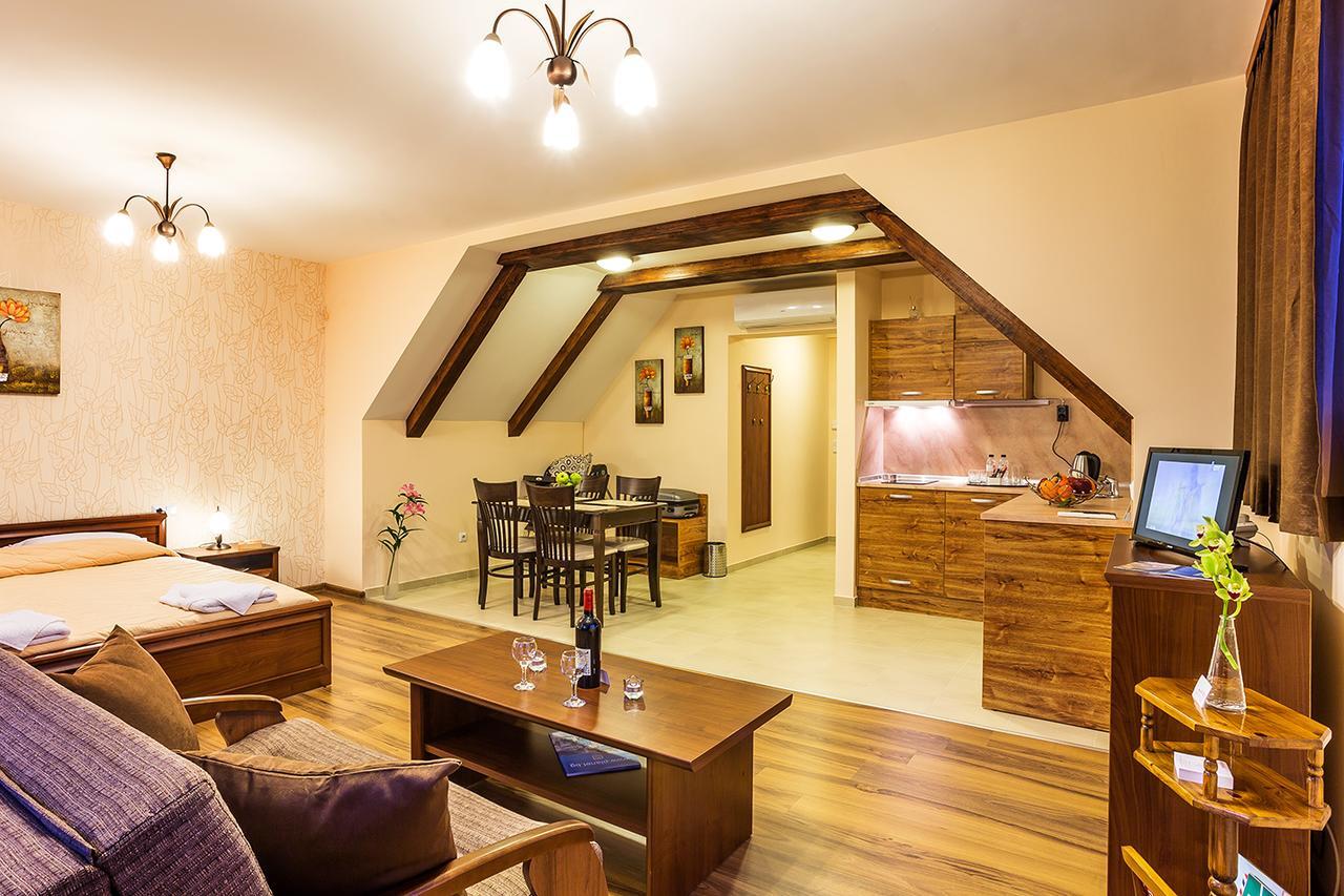 סופיה Apart Hotel Rosen מראה חיצוני תמונה