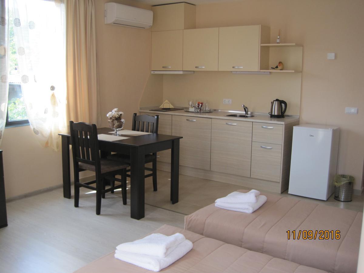 סופיה Apart Hotel Rosen מראה חיצוני תמונה