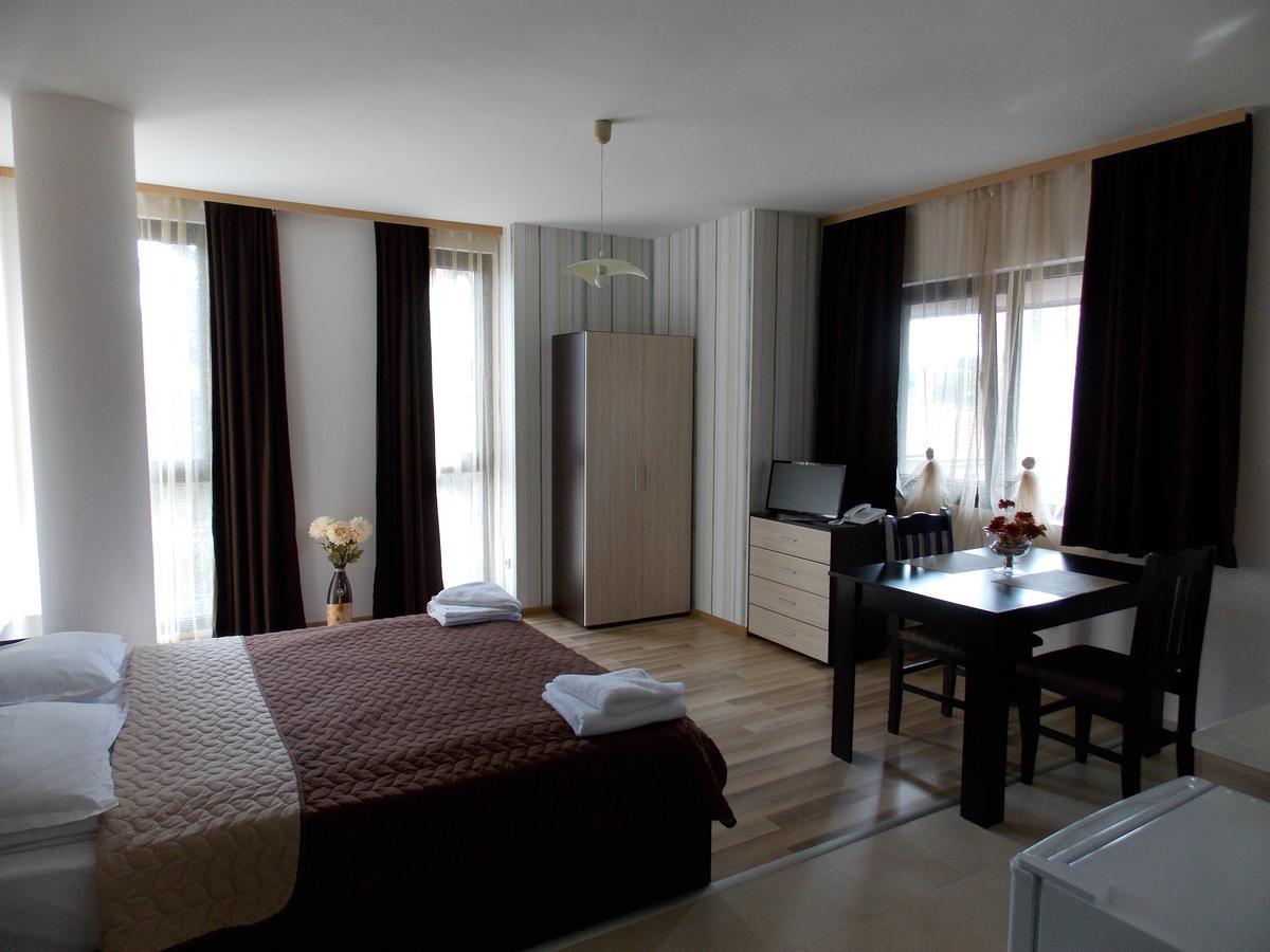 סופיה Apart Hotel Rosen מראה חיצוני תמונה