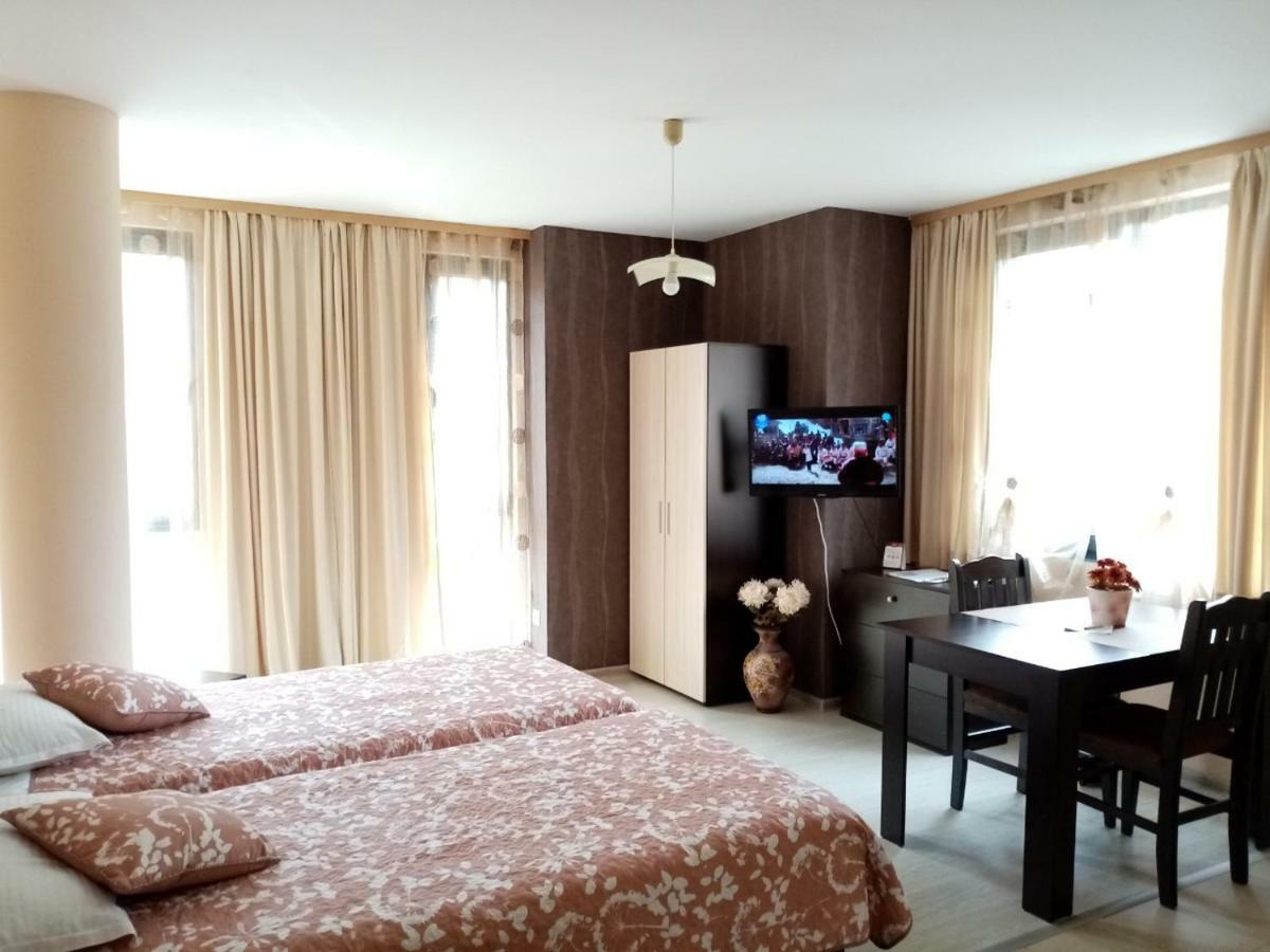 סופיה Apart Hotel Rosen מראה חיצוני תמונה